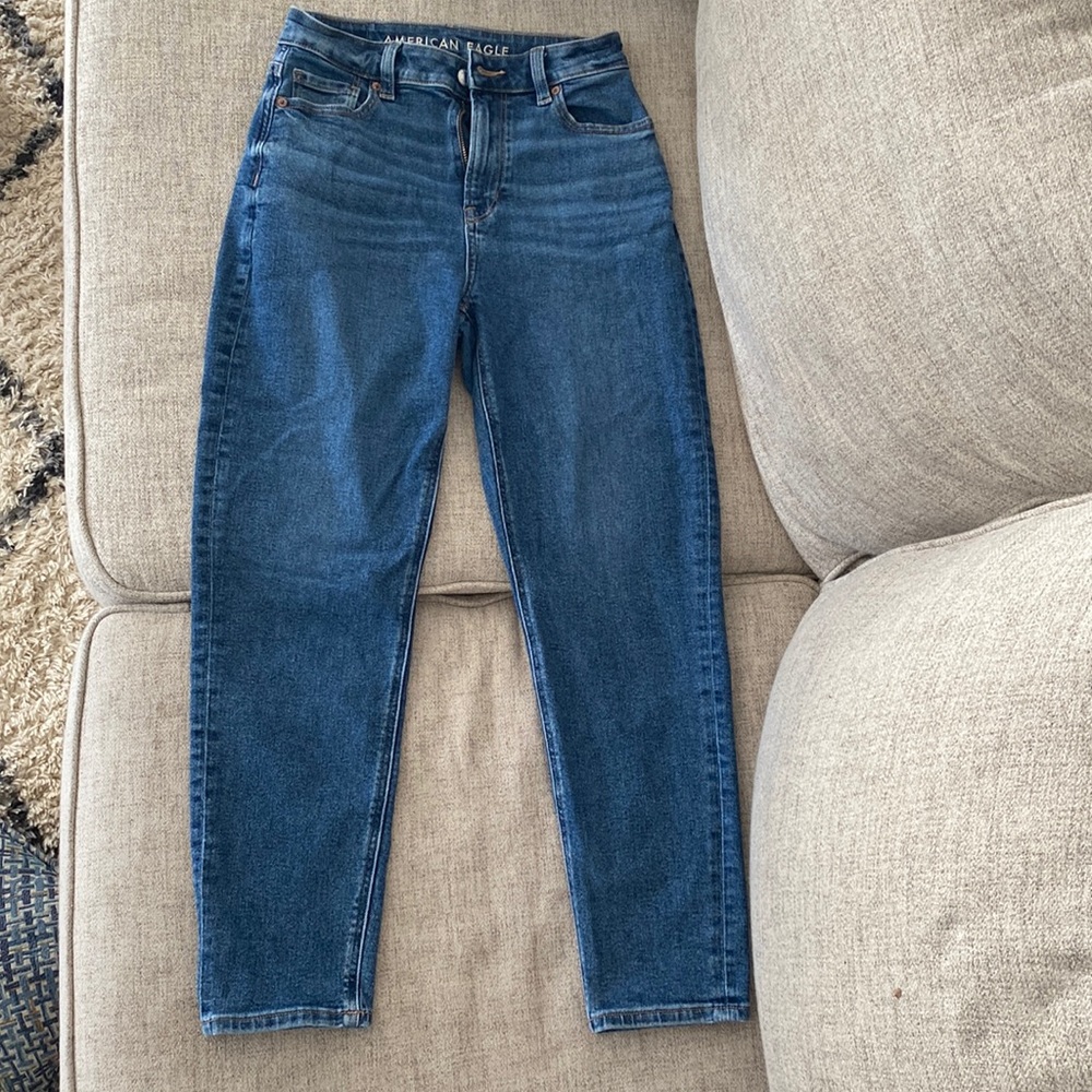 American Eagle stretch Mom Jean